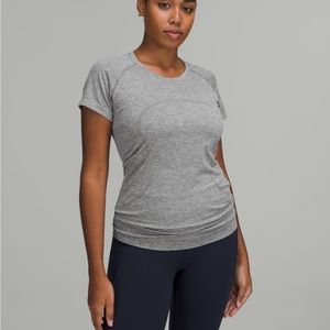 Lululemon Gray Swiftly Tech Short Sleeve Shirt Size 6